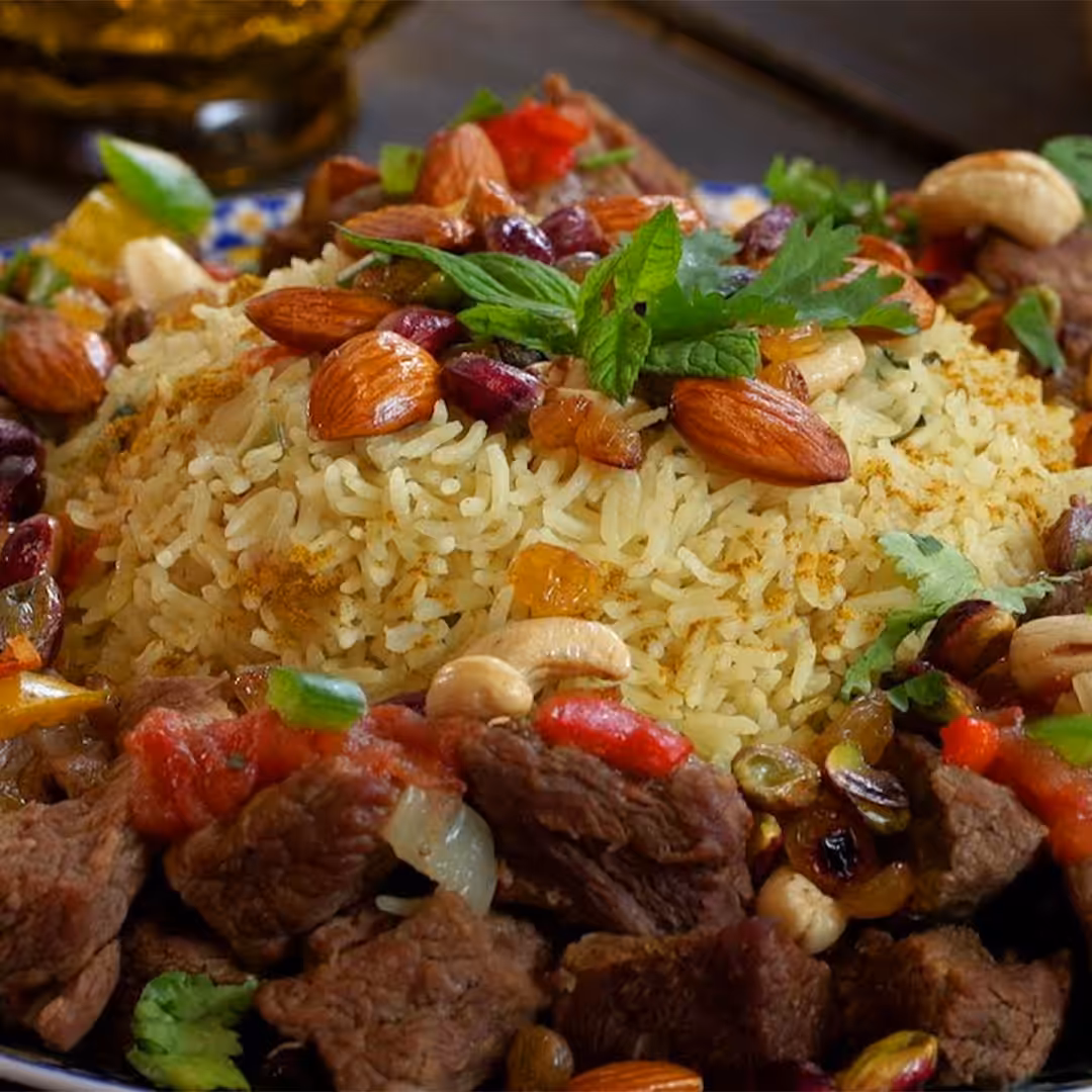 ذبح العقيقة | ما هو دعاء ذبح العقيقة ؟ وهل يذكر اسم المولود عند ذبح العقيقة ؟